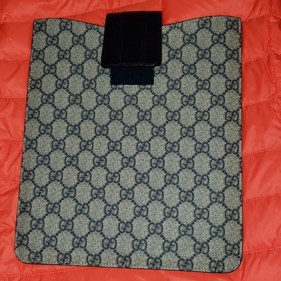 Gucci iPad, Ebook etc sleeve - Picture 4 of 4